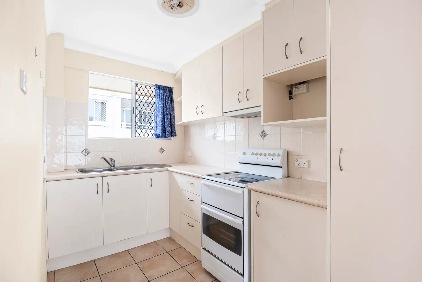 Main view of Homely unit listing, 23/987 Gold Coast Highway, Palm Beach QLD 4221