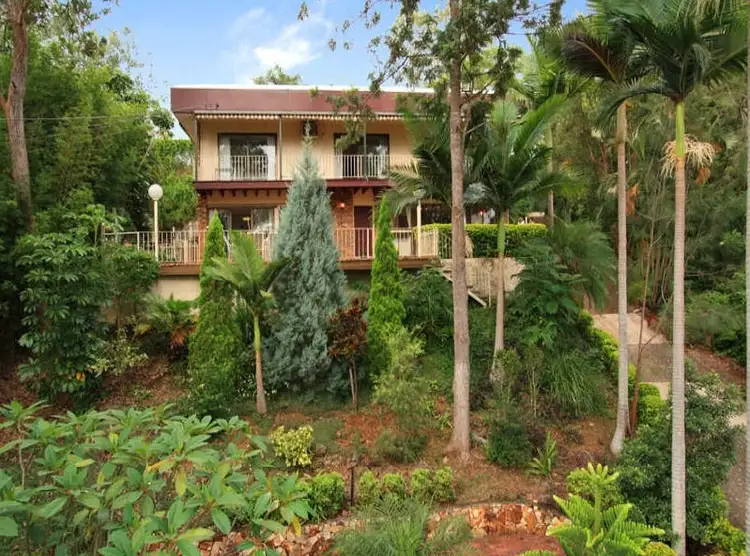 22 Ranger Street, Kenmore QLD 4069