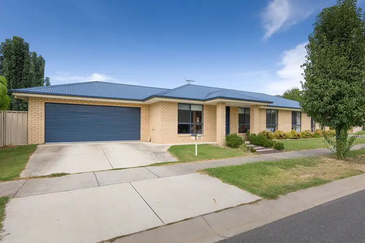 Main view of Homely house listing, 20 INWOOD CRESCENT, Wodonga VIC 3690