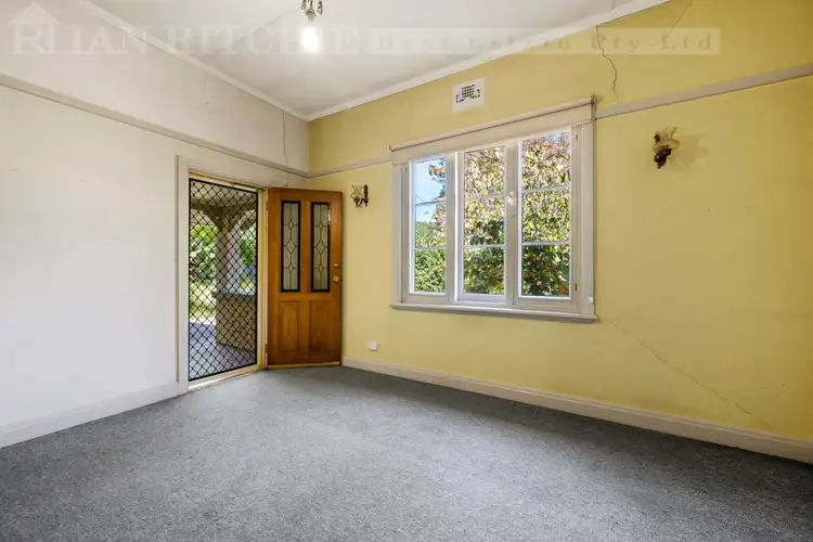 Third view of Homely house listing, 422 Hovell Street, South Albury NSW 2640