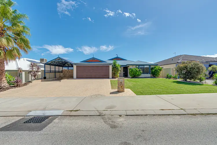 4 Trumpeter Parade, Yanchep WA 6035