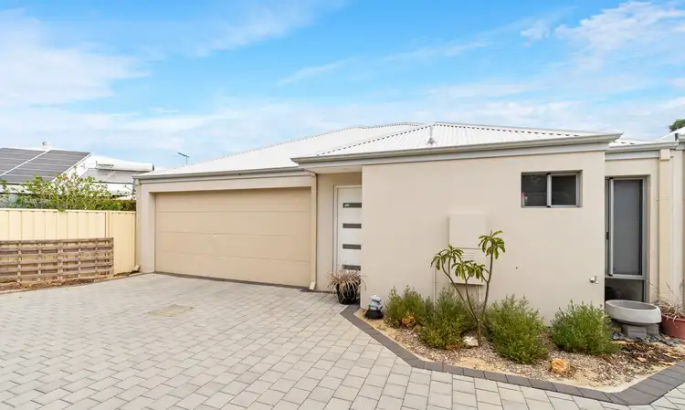 25A Banyard Avenue, Kelmscott WA 6111