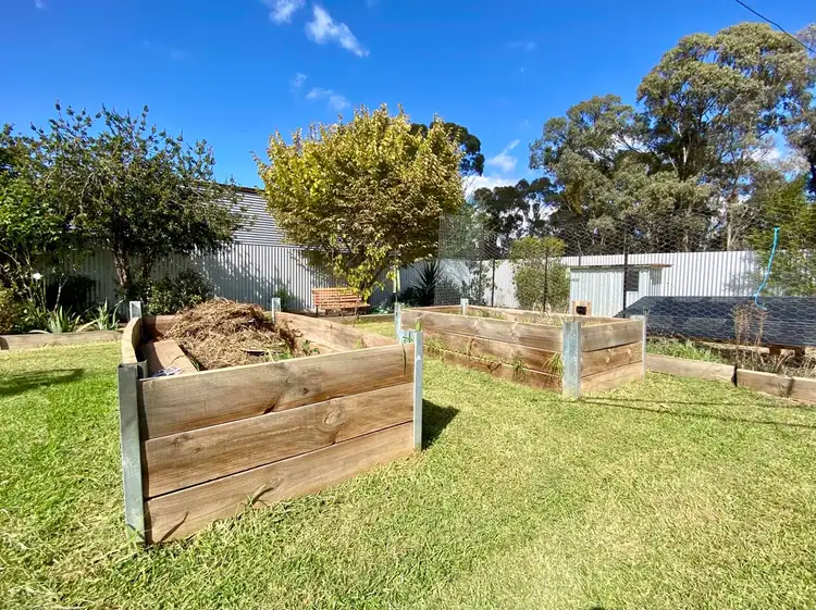 Fifth view of Homely house listing, 106 Queens Avenue, Maryborough VIC 3465