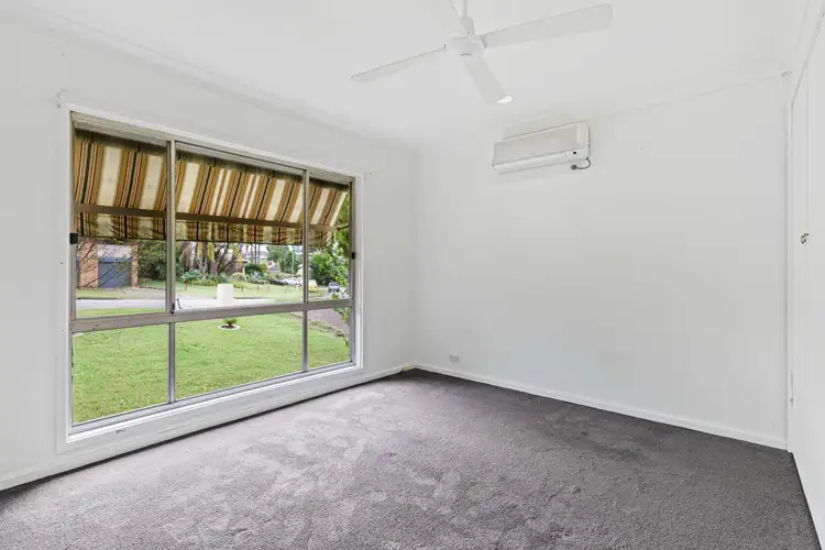 Third view of Homely house listing, 5 Unicomb Close, Rutherford NSW 2320
