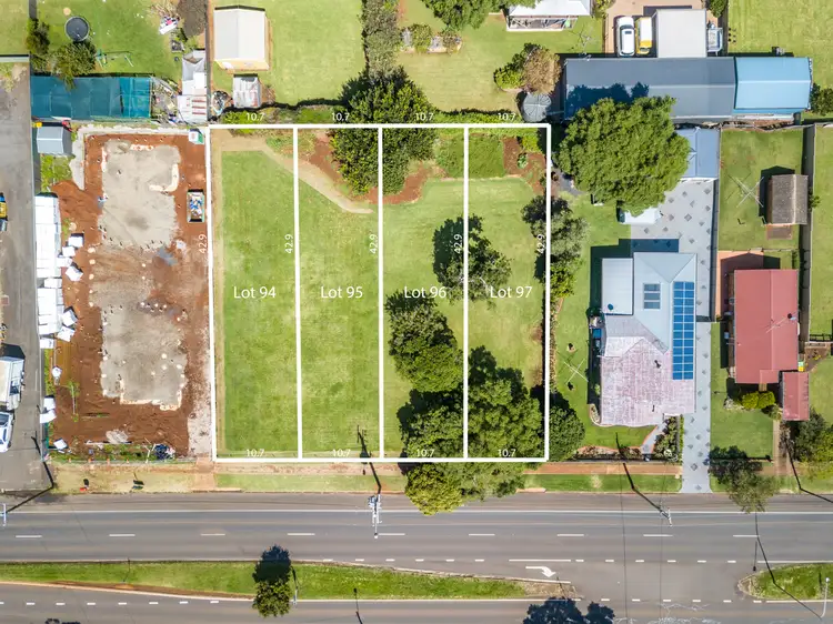 158 Taylor Street, Newtown QLD 4350