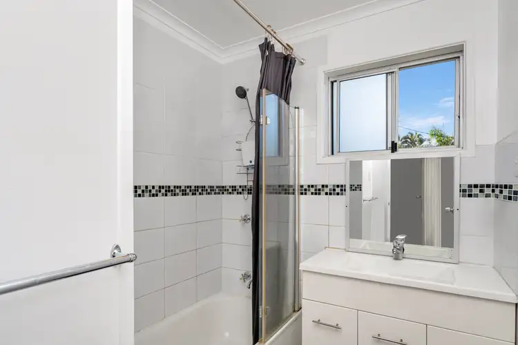 Sixth view of Homely house listing, 1 Bellevue Court, Wulguru QLD 4811