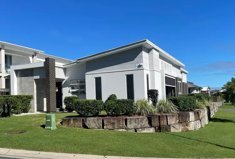 11 Finch Parade, Rochedale QLD 4123