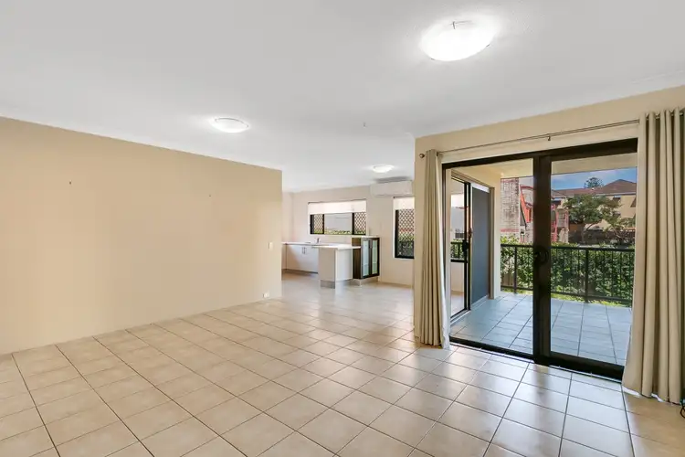 4/234 Pacific Parade, Bilinga QLD 4225