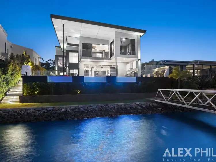 1007 Edgecliff Drive, Sanctuary Cove QLD 4212