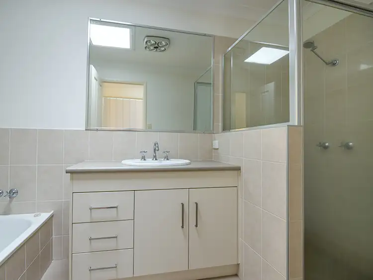 Sixth view of Homely unit listing, 2/6 Krause Court, East Toowoomba QLD 4350
