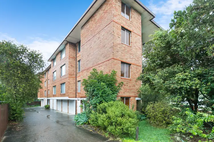 2/3 Bryant Street, Narwee NSW 2209