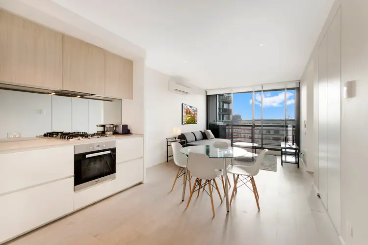 883 Collins Street