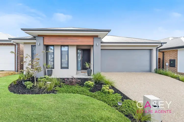 11 Klass Road, Cranbourne VIC 3977