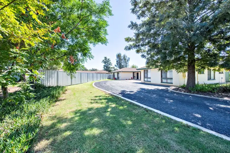 7A & 7B Newcombe Court, Dubbo NSW 2830