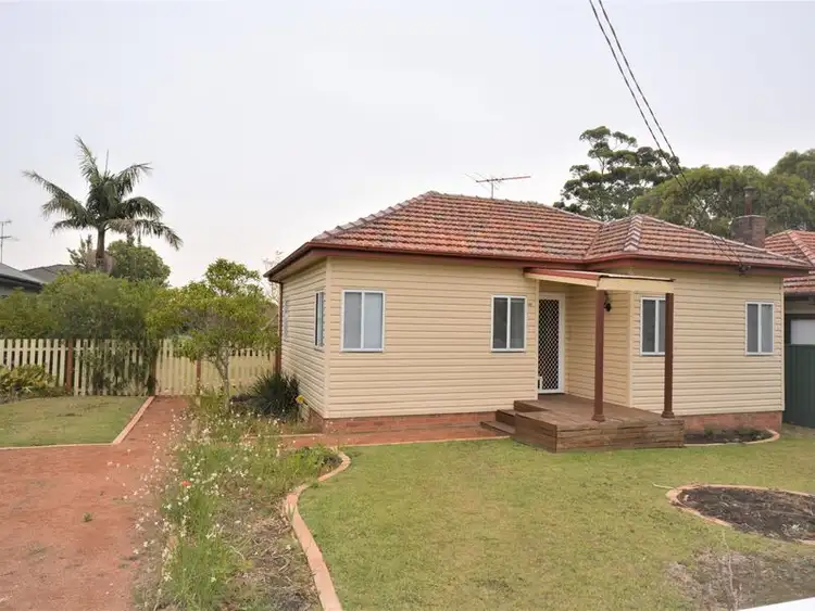 Second view of Homely house listing, 117 Banksia Avenue, Engadine NSW 2233
