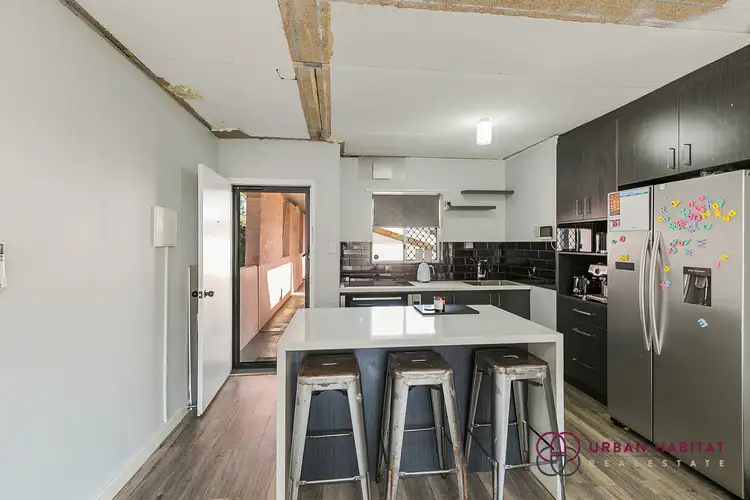 Fifth view of Homely flat listing, 21/4 Canham Way, Orelia WA 6167