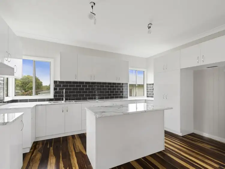 63 Glenvale Road, Newtown QLD 4350