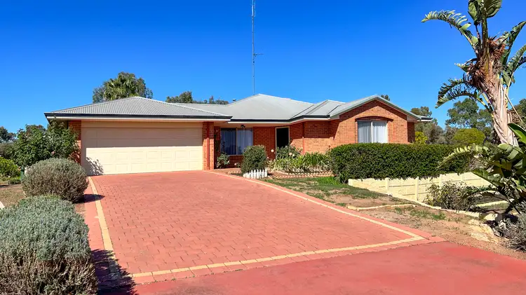 80 Woodley Farm Drive, Northam WA 6401