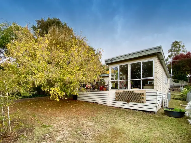 8 Blackmores Road, Clunes VIC 3370