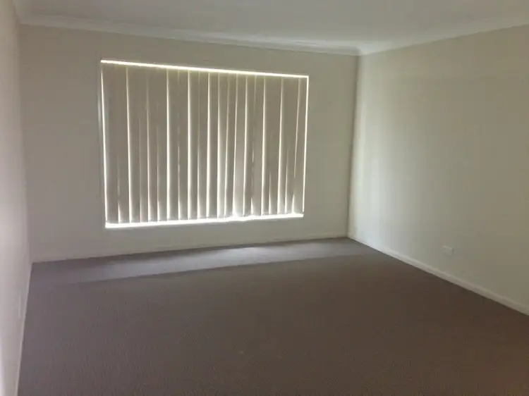 Fifth view of Homely house listing, 11 Sapphire Drive, Rutherford NSW 2320