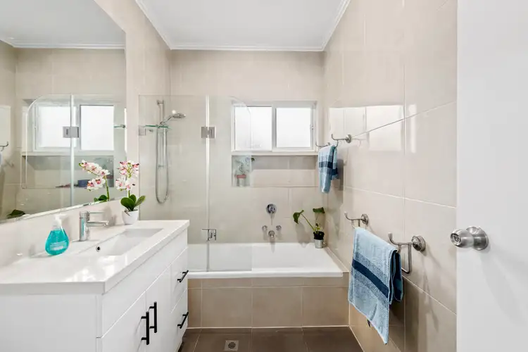 Sixth view of Homely unit listing, 1/6 Hansen Street, Mount Waverley VIC 3149