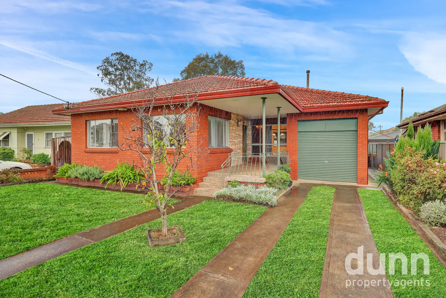 Main view of Homely house listing, 10 Rowe Avenue, Lurnea NSW 2170
