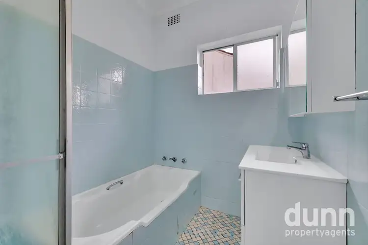 Fifth view of Homely house listing, 10 Rowe Avenue, Lurnea NSW 2170