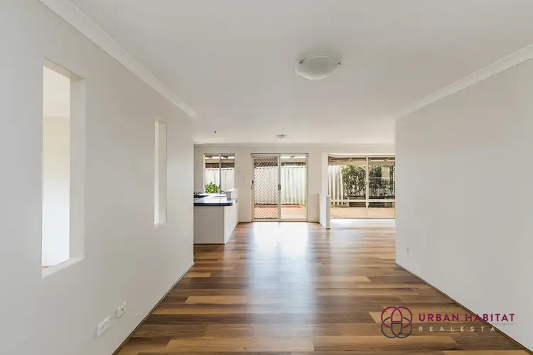 Second view of Homely house listing, 10 Karlak Close, Leda WA 6170