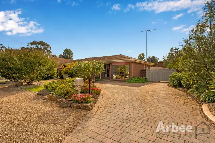 14 Margaret Drive, Bacchus Marsh VIC 3340