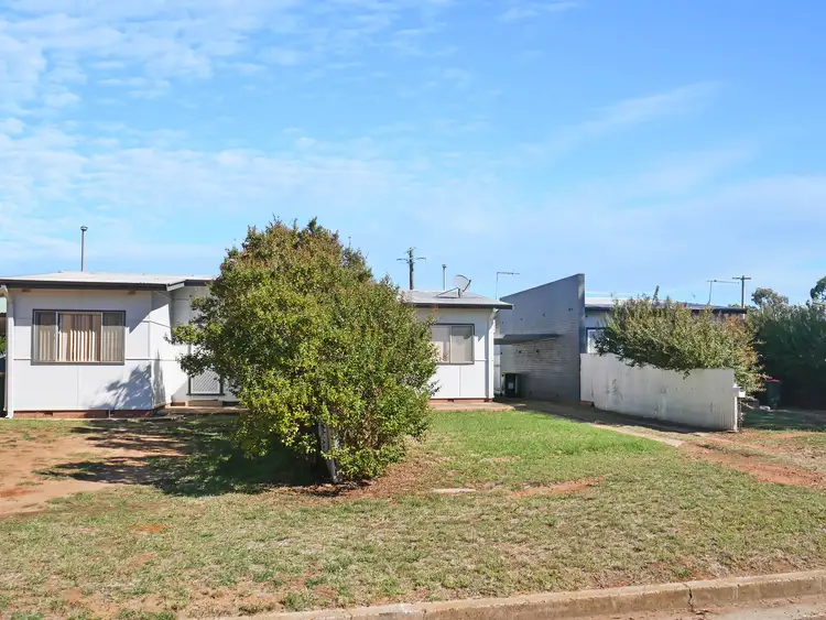 Main view of Homely unit listing, 2 Loquat Ave.,, Leeton NSW 2705