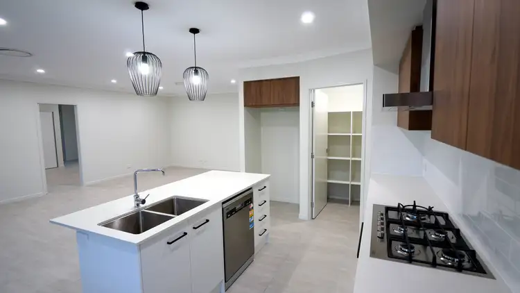 Fifth view of Homely house listing, 10 Sandstone Drive, Hatton Vale QLD 4341