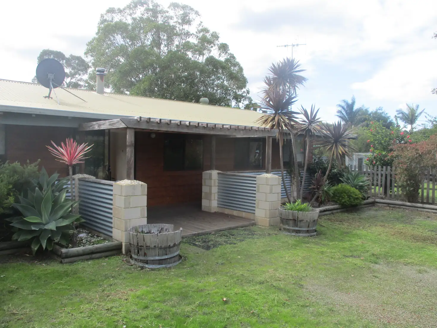 Main view of Homely semi-detached listing, 2/3 Chiltern Road, Denmark WA 6333