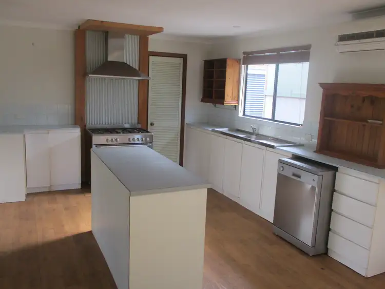 Seventh view of Homely semi-detached listing, 2/3 Chiltern Road, Denmark WA 6333