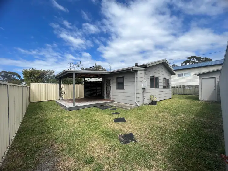 18b Banksia Street,