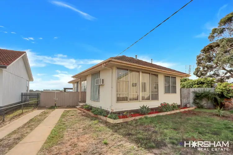 42 Winifred Street, Horsham VIC 3400