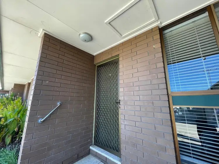 Main view of Homely unit listing, 4/311 Moore Street, Lavington NSW 2641