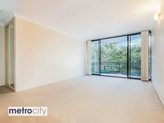 Third view of Homely apartment listing, 4/25 Dudley Street, Highgate Hill QLD 4101