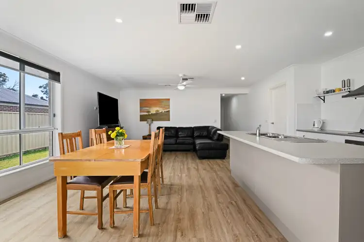 Fifth view of Homely house listing, 8 BERTRAND STREET, Baranduda VIC 3691