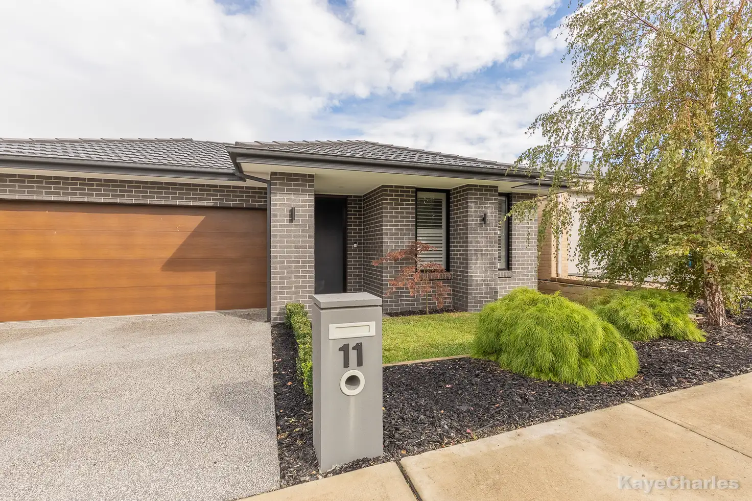 Main view of Homely house listing, 11 Ambleside Way, Officer VIC 3809