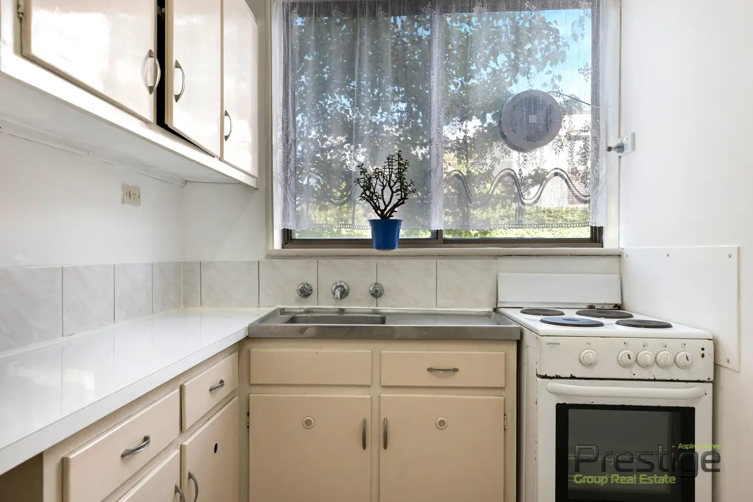 Main view of Homely apartment listing, 4/35 HUTCHESON STREET, Moonee Ponds VIC 3039