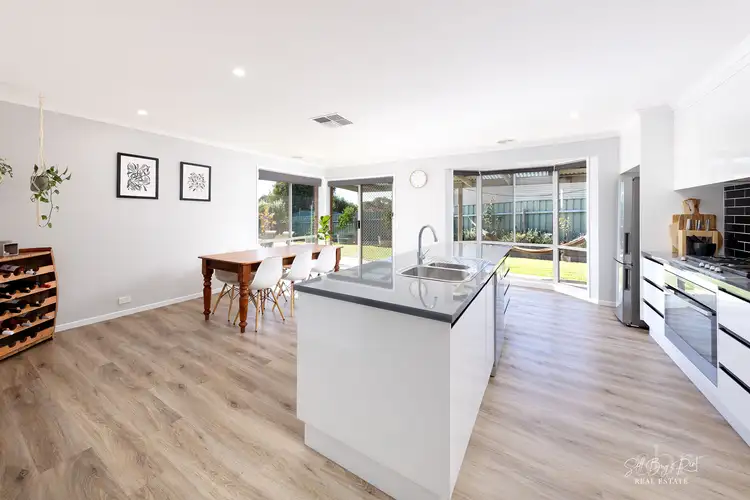 Fifth view of Homely house listing, 19 SHIELS COURT, Wodonga VIC 3690