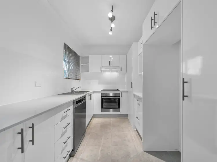 Fifth view of Homely apartment listing, 6/20 Drummond Street, Greenslopes QLD 4120