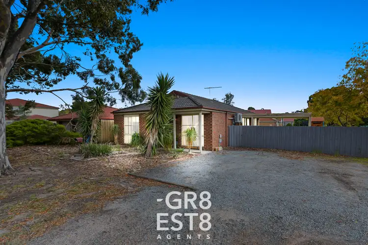 17 Banyalla Drive, Cranbourne West VIC 3977