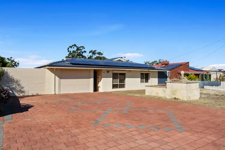 14 IPSWICH CRESCENT, Girrawheen WA 6064