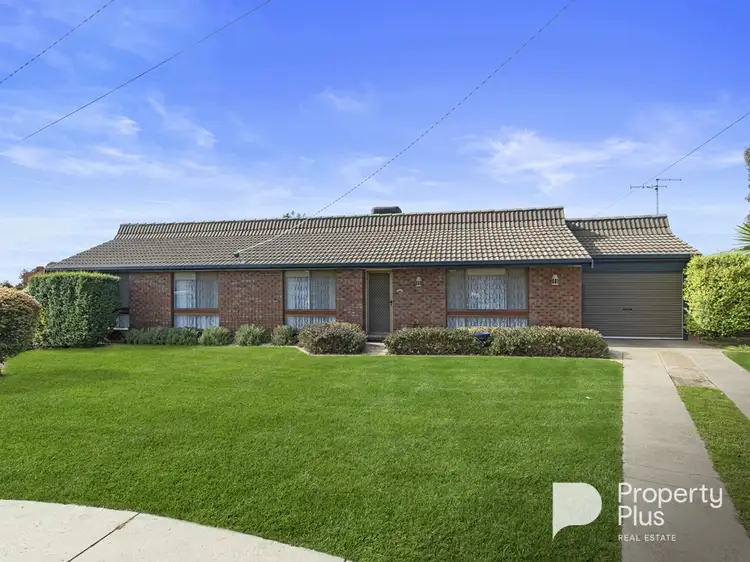 Main view of Homely house listing, 7 Graemar Court, Kangaroo Flat VIC 3555