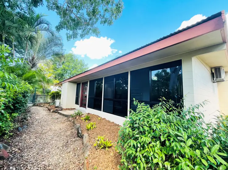 27 Kirkbride Street, Mosman Park QLD 4820