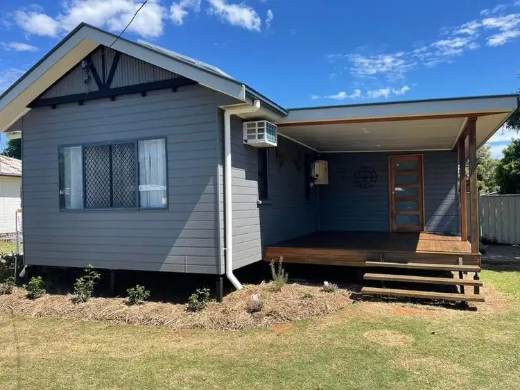 4 Mackie Street, Chinchilla QLD 4413
