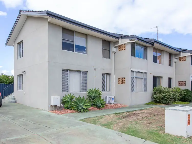 1/3 Holywell Street, South Bunbury WA 6230