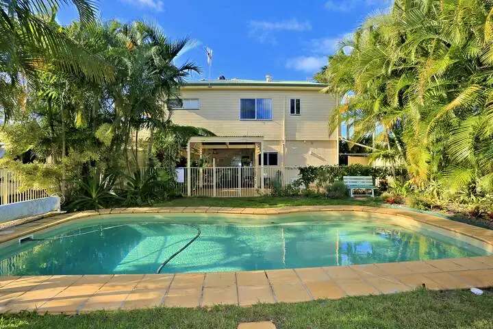 55 Mackerel Street, Woodgate QLD 4660