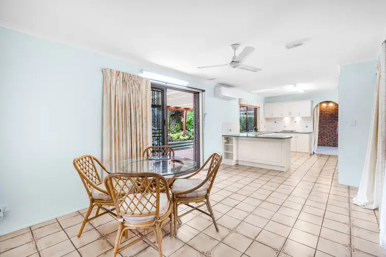 Fifth view of Homely house listing, 4 Glamis Court, Carindale QLD 4152
